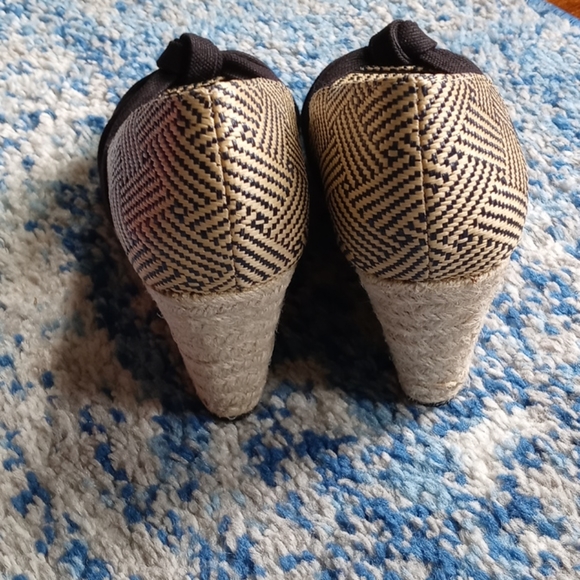 Kelly & Katie Ivala Espadrilles, size 7.5 NEW - Picture 3 of 8